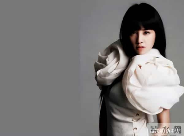 “少男杀手”蔡依林的坎坷情史,和她生命中的12个男人