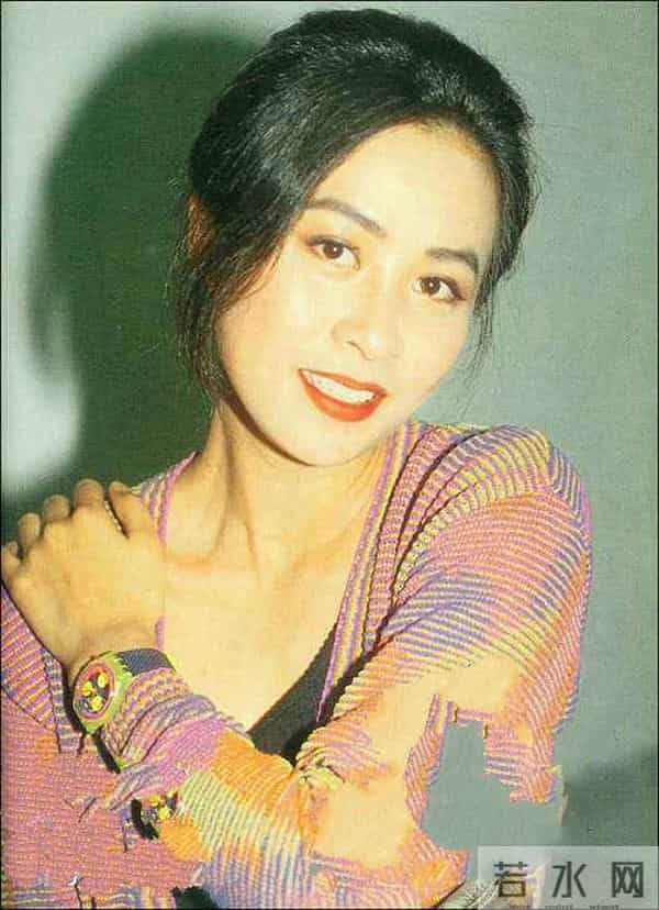 1990年刘嘉玲被3名男子绑架,12年后绑匪泄露了她的裸照