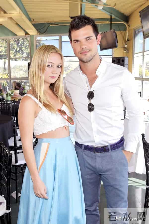 “狼人”泰勒·洛特纳低调订婚,《暮光之城》三主角如今怎样了?