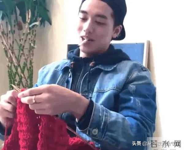 被拍到的明星抽烟大盘点！胡歌邓伦井柏然陈晓在列，还有倪萍！