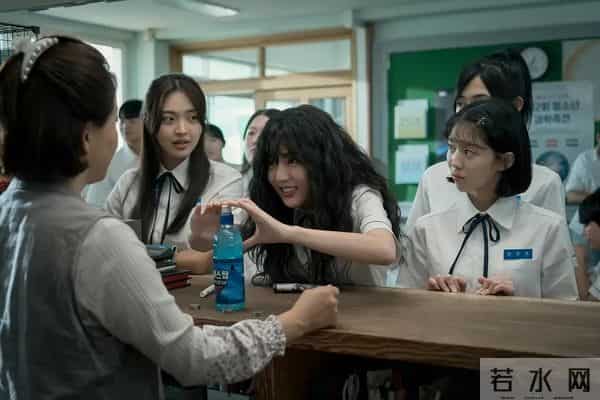 【电影】《卷卷初恋》1998 校园，自卑少女告白引发心动罗曼史