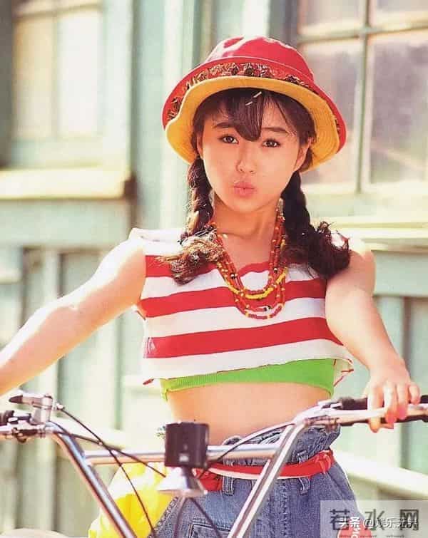 昭和美人之～酒井法子写真，写真里藏不住的时代韵味