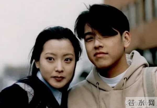 粉丝在何处?48岁柳时元二婚摆脱离婚痛,摆好样子再当痴情汉