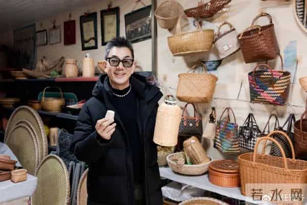 知名男歌手用它喝水!这个“老物件”爆火!订单排满,老板忙疯了