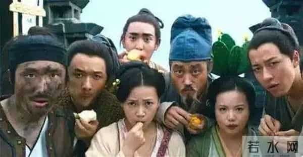 韩国男星被一根腿毛“出卖”，连粉丝都轰人...