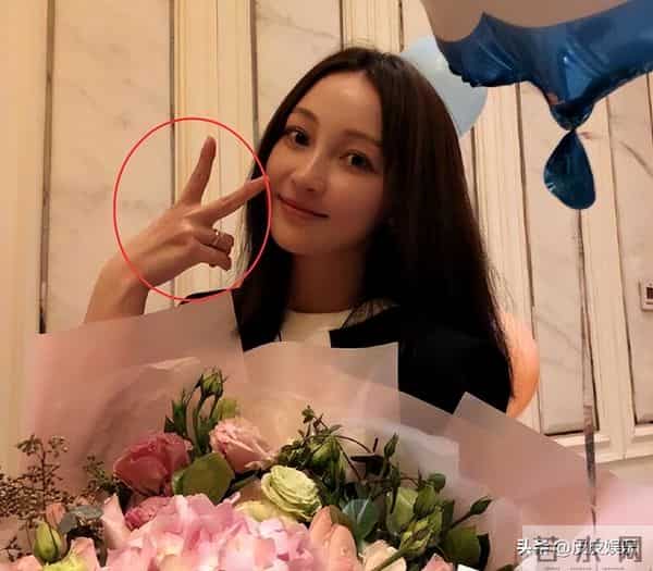 离婚六年后，即将解锁新身份的马伊琍，已经是文章高攀不起的存在