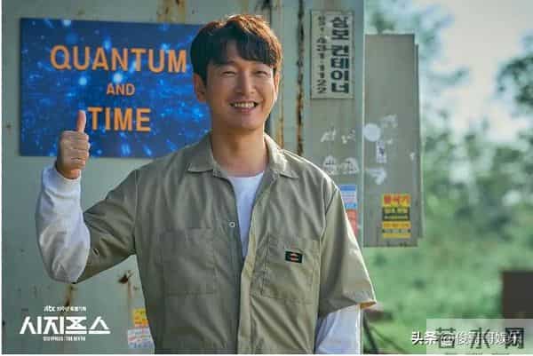 11岁出道30岁封后，新剧首播就豆瓣7.9分，不愧是韩剧女王