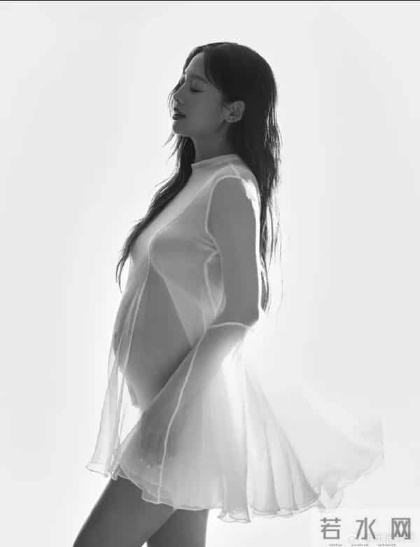 热搜第一,鬼鬼突然官宣生子!刚刚回应:我没有结婚