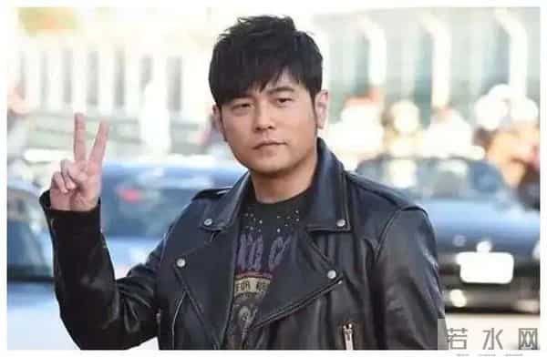 周杰伦!超3200万人看9年前演唱会,网友:他的腹肌,我的青春!腾讯成最大赢家,线上演唱会已变流量利器