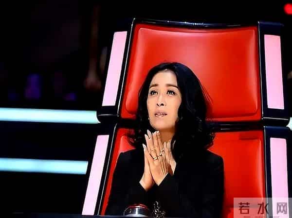 目中无人！57岁的那英不给节目组留情面，为自己的“狂傲”买了单