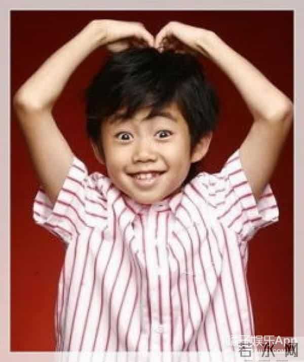 7年了，《花样男子》里金丝草的萌弟弟，现在竟然长这样！