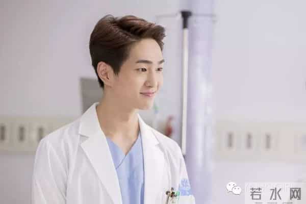 崔胜铉、任时完、崔始源、郑容和到底谁才是韩国人最喜欢的演技偶像TOP20!