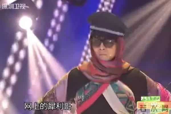 12年前,一度红遍全网的“犀利哥”,如今生活得让人感慨万千