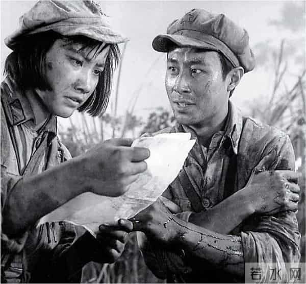 还记得《红色娘子军》中连长扮演者吗?演技不输祝希娟为何被遗忘