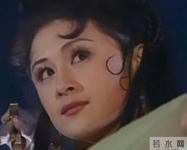 于月仙告别仪式现场曝光:赵家班成员泪如雨下,倪萍朱军深切哀悼