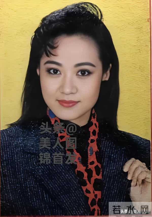 郭靖师傅~斑斑,主持过央视春晚,前夫惠天赐,姐姐森森