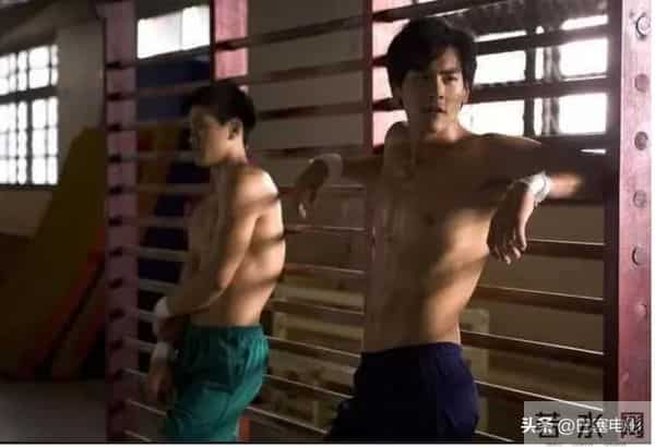 有一种性感,是男明星们的翘臀,恰到好处的刚刚好