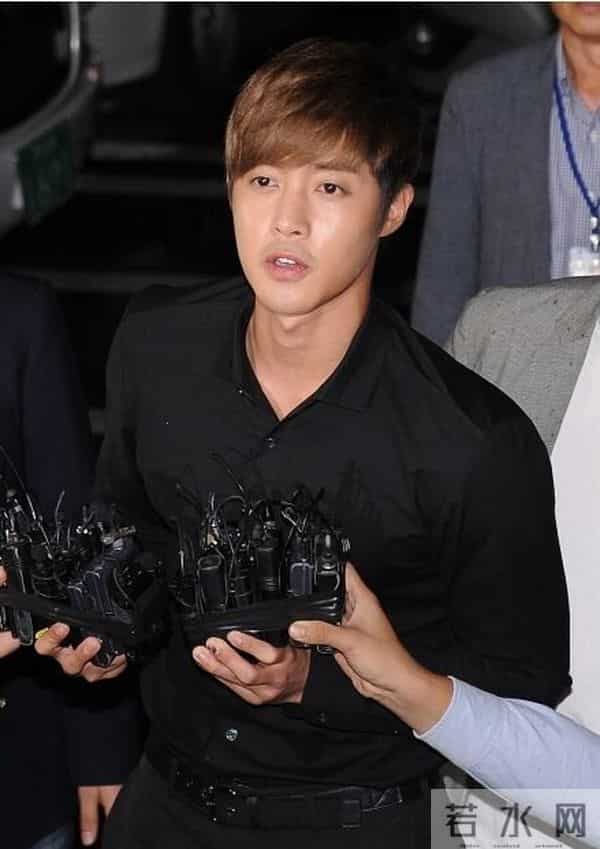 朴有天遭讨570万 盘点韩国那些涉性丑闻的明星