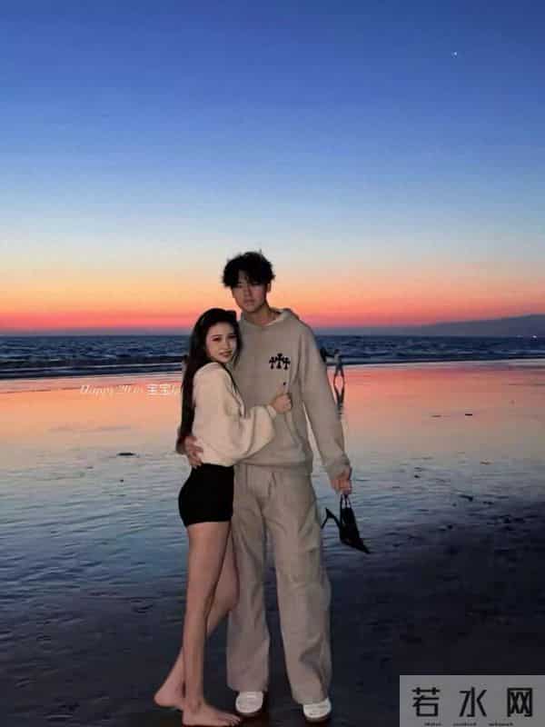 汪峰大女儿小苹果20岁生日，哂和帅气男生拥抱合影疑是公开恋情