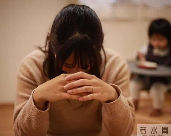 疫情之下,越来越多的日本贫困女性投入AV行业