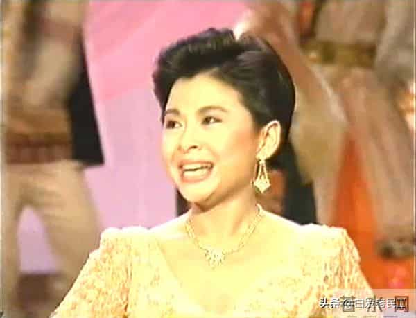 90年代春晚——1992年第10届（杨澜主持，小品冲顶）