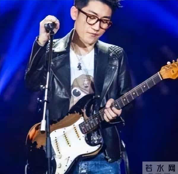 10年后再看金志文和金兰的婚姻，才明白成名后结婚是最好的选择