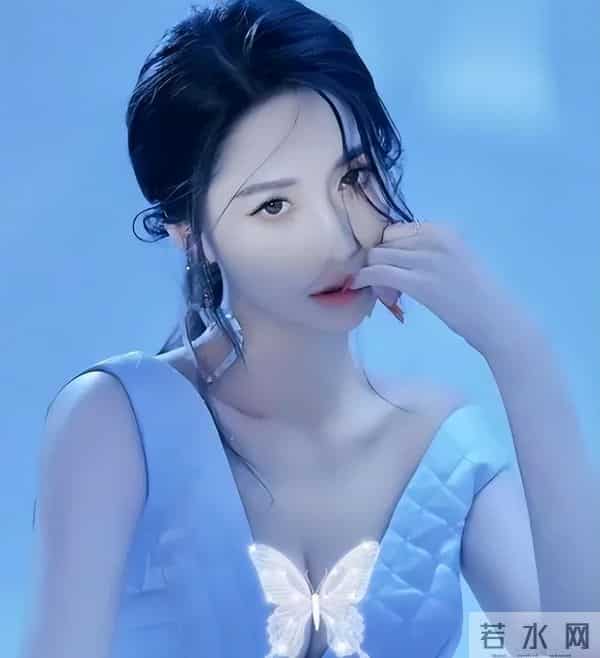 蓝燕：因失恋接拍三级片，从“东方第一美人”到“3D女神”