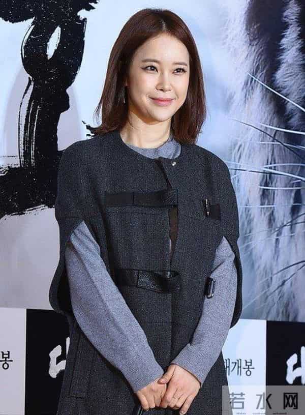 韩国最惨天后:被旧爱偷拍亲密视频公开传播,哺乳期老公吸毒被捕