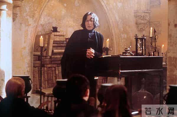 他是《哈利波特》中唯一没长残的孩子，一个被欺负的胖子