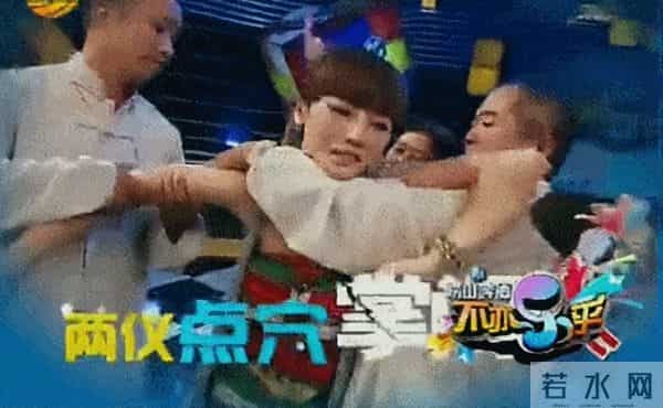 16年后,柳岩被娱乐圈“扒光”的衣服,终于被大鹏一点点穿了回去