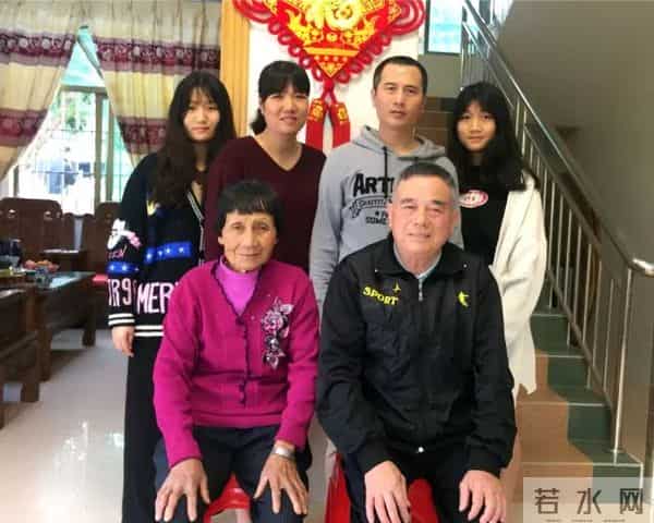 民众镇评出“十大最美家庭” 快来看是否有你认识的邻居