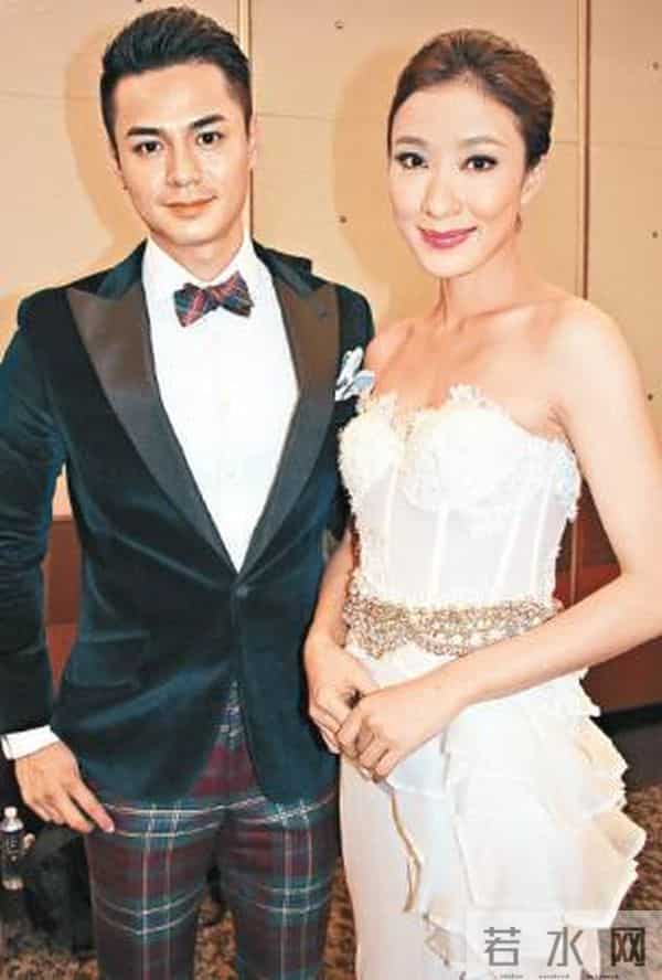 杨怡罗仲谦宣布10.2大婚 为身材婚后造人