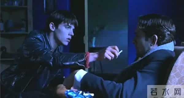 意大利性感女星艾莎.阿基多10部经典影片，她为艺术献身值得称赞