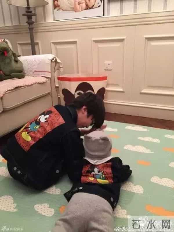 天天哄妹妹好苏,千玺搂弟弟暖炸...小小年纪的他们都成了别人家的哥哥