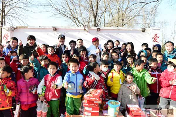 《天天有喜2》剧组洒向人间都是爱