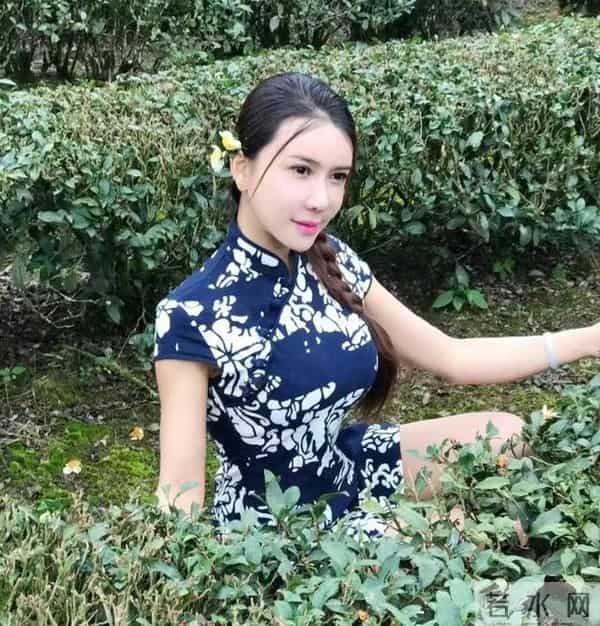 金瓶梅龚玥菲”：身材堪称精品，凹凸有致，火辣爆棚！