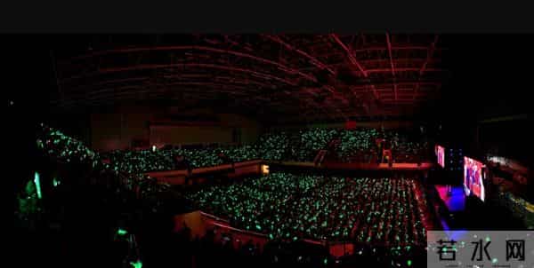 韩国最大娱乐公司两位艺人因抑郁自杀，雪莉之死是谁的错？