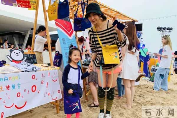 第一文青夫妻40岁了：结婚生子就是最浪漫的事