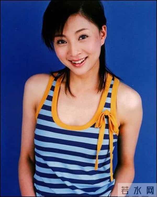 殷桃的坎坷情史：深陷包养门的同时，还被搅进两男三女的爱恨纠葛