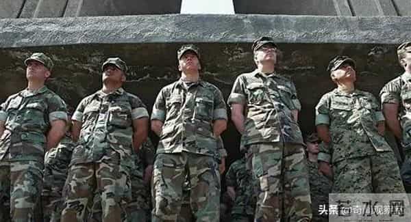 15岁女孩遭遇险境,最终实现完美自救,让潜藏多年的真凶原形毕露