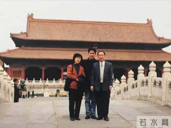 8年后再看王太利:才明白他遇到肖央,是一生的幸运