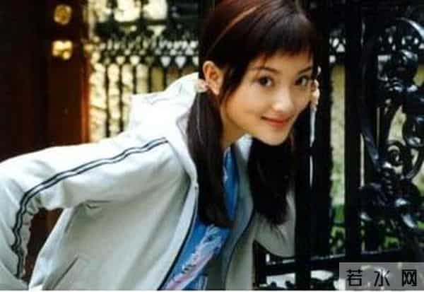 李小璐的堕落史，她的故事远比你想得“更毁三观”