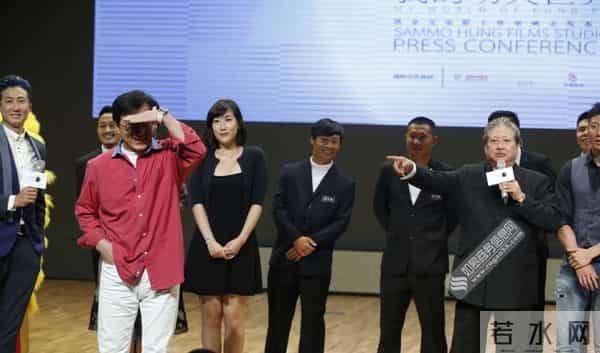 洪金宝成立工作室成龙惊喜亮相 功夫前辈人缘可见一斑