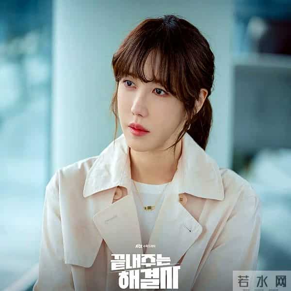 《顶楼》女主李智雅47岁状态太绝！皮肤透亮如大学生