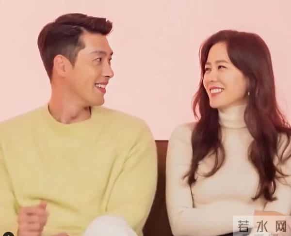 张东健为玄彬孙艺珍朗读婚礼祝词，出席婚礼宾客超过200多人