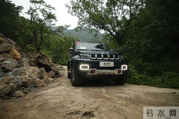 硬汉本色,试驾2020款北京BJ40城市猎人版