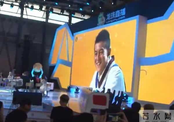 陈冠希现身CJ参与游戏直播 隔空喊话林志玲:给你机会做好人