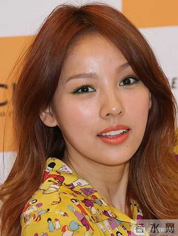 李孝利签新公司不接广告 自称拥有美貌是罪 是韩圈数一数二富婆