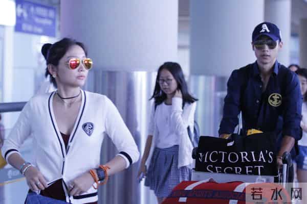 深扒魏晨老婆!长相甜美出身于内地首个女团,婆媳关系更羡煞旁人