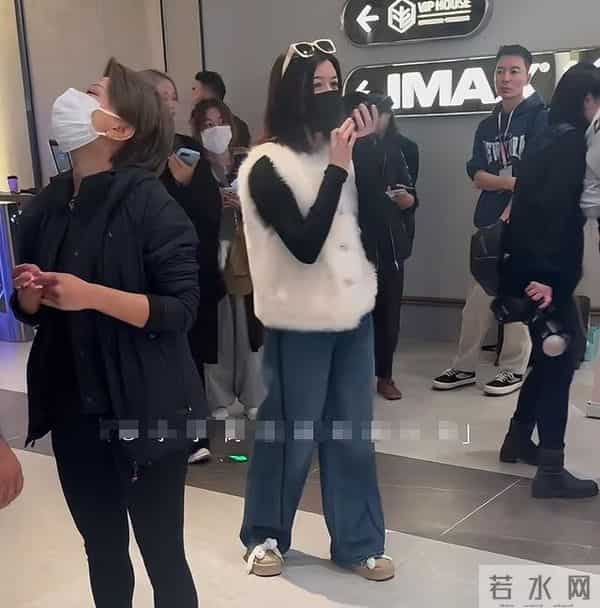 舒淇电影首映礼,陈妍希脸肿、陈坤肥胖到不敢认、周迅瘪嘴显老态